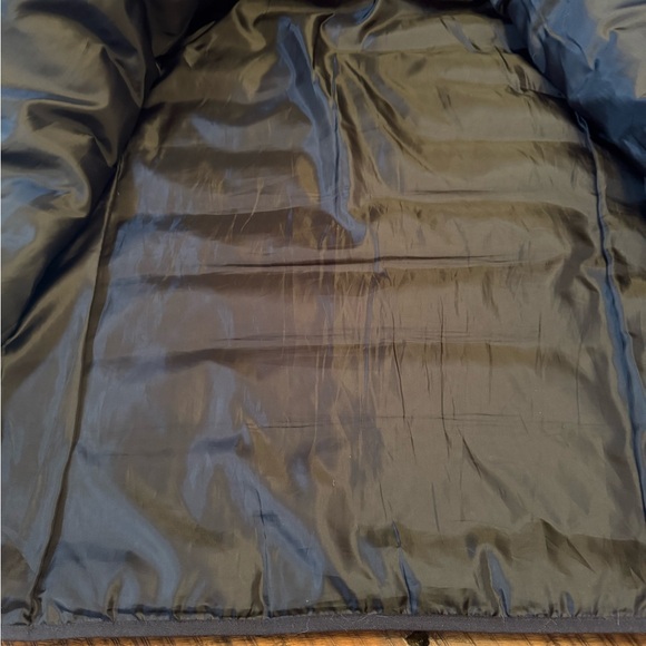 Eddie Bauer Puffer Jacket - Picture 5 of 5